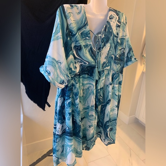 Boho Print Deep V-Neck Back Tie Mini Dress Size M - Picture 7 of 10